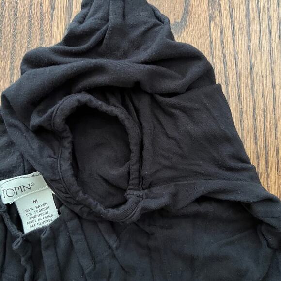 Topin Black V Neck Textured Blouse - Medium - Picture 4 of 7